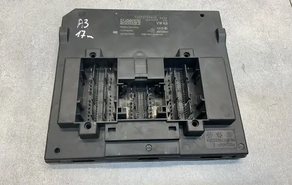Audi A3 S3 8V Comfort/convenience module 5Q0937084CG