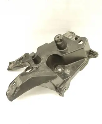 Volvo XC60 Fender mounting bracket 31424578 AD7011