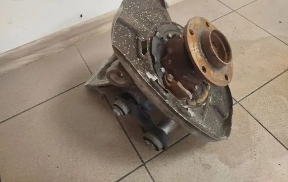 BMW X5 F15 Rear wheel hub 6770983