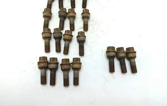 Volkswagen Transporter - Caravelle T6 Nuts/bolts 