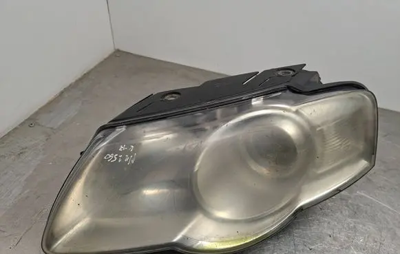 Volkswagen PASSAT B6 Headlight/headlamp 3C0941005J