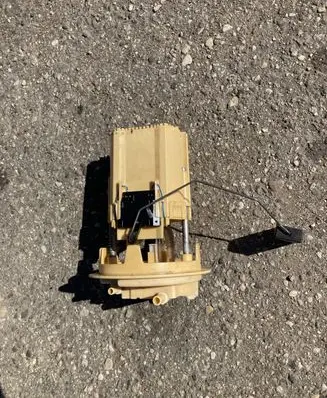 Citroen C3 Picasso In-tank fuel pump 9685044780