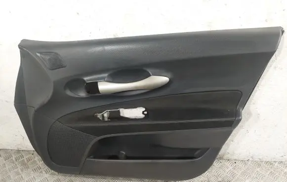 Toyota Auris 150 Front door card panel trim 6762802070 6761002D80B0 6777702190