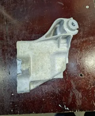Mercedes-Benz GLE (W166 - C292) Engine mounting bracket A6512235004 GD01712 AC46000