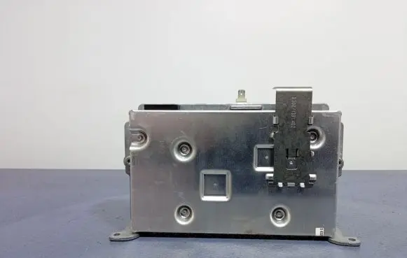 Audi A5 8T 8F Sound amplifier 8T0035462