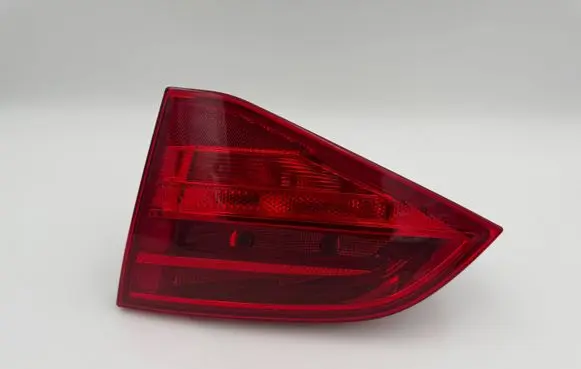 Audi A4 S4 B8 8K Tailgate rear/tail lights 8K9945094 260815R