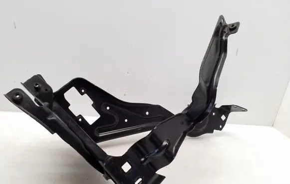 Mercedes-Benz C W204 Side radiator support slam panel PP204626044 PP204620589 A2046200991