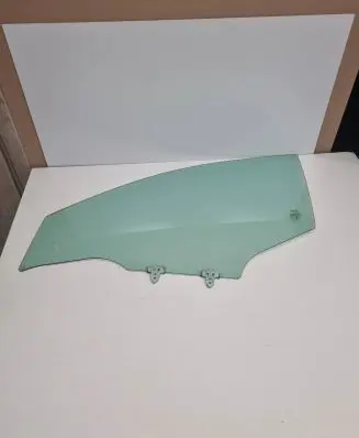 Nissan Qashqai Front door window glass four-door 43R001582
