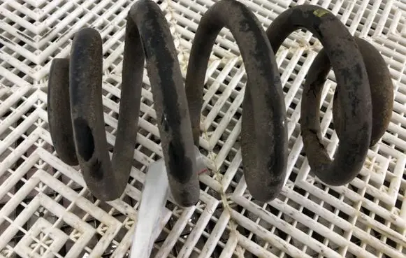Volkswagen Transporter - Caravelle T5 Rear coil spring
