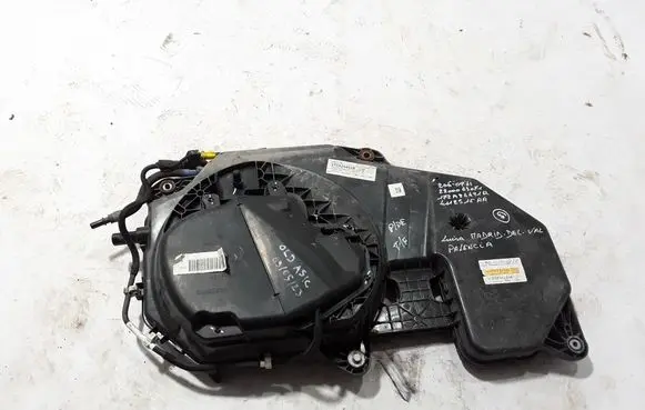 Renault Megane IV AdBlue liquid reservoir 172A24491R