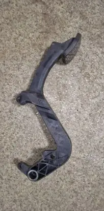 BMW 3 E36 Brake pedal 1158659