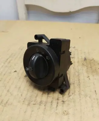 Mercedes-Benz Citan W415 Light switch A9069052401 5949008