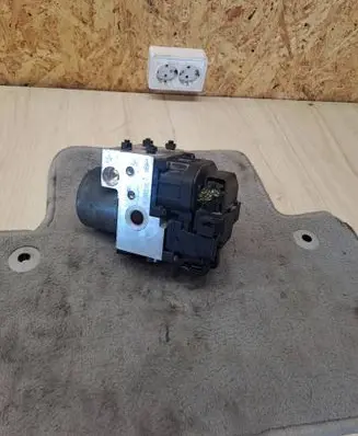 Peugeot 406 ABS Pump 0265216640 9632166980