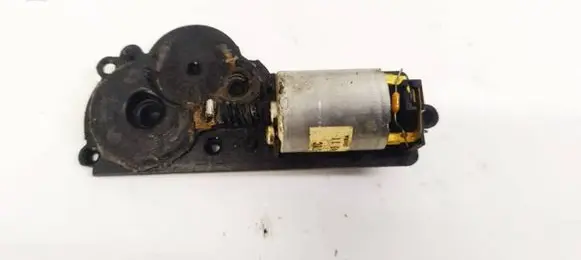 Chrysler Town Country II Vent window/glass motor 5161419