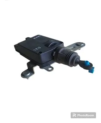 Hyundai Santa Fe Tailgate boot lock/latch motor 957502B000