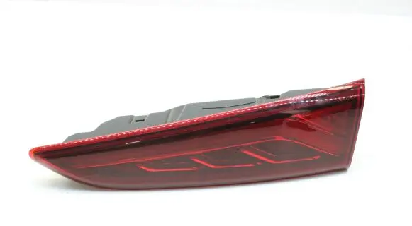Hyundai Kona I Tailgate rear/tail lights 92404J9100