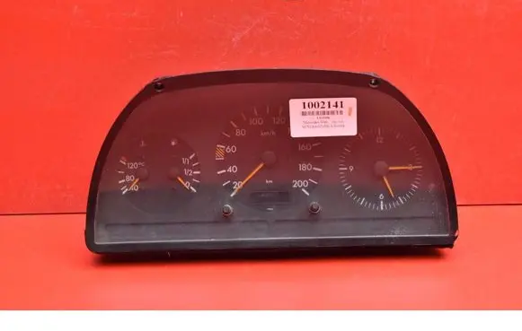 Speedometer (instrument cluster)