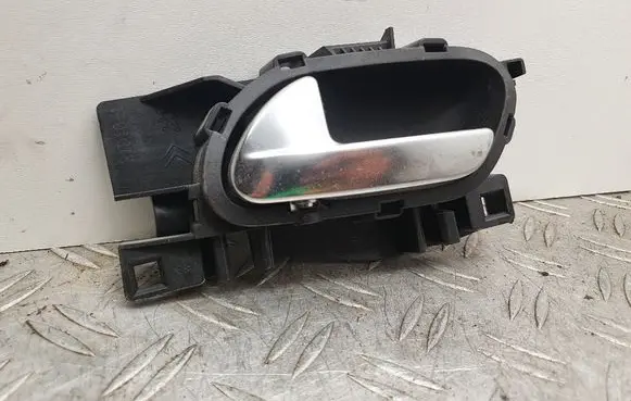 Front door interior handle