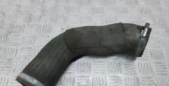 Volvo XC60 Intercooler hose/pipe 31338543
