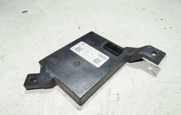 Audi A6 S6 C6 4F Keyless (KESSY) go control unit/module 4F0910335B