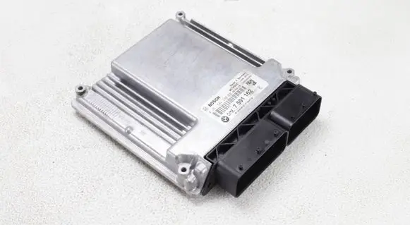 BMW 1 E81 E87 Engine control unit/module 7591162