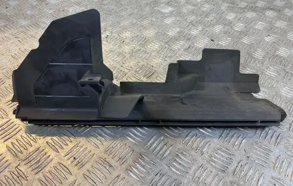 Opel Zafira C Intercooler air guide/duct channel 20897267 SP66423000 315671560