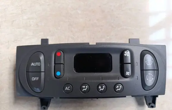 Renault Scenic I Climate control unit 7700435401
