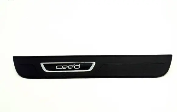 KIA Ceed Front sill trim cover 85882A2051