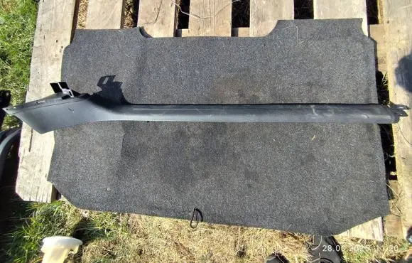 Audi TT Mk1 Front sill trim cover 8N8853905