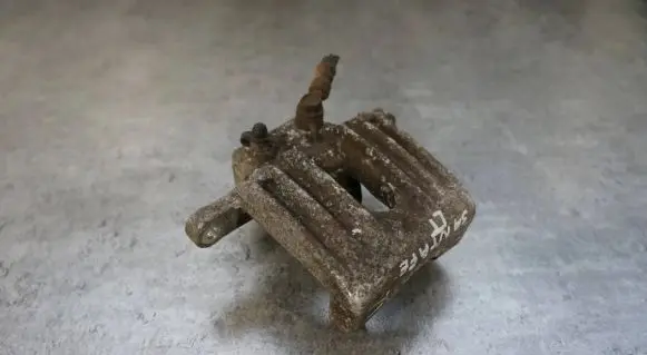 Hyundai Santa Fe Rear brake caliper