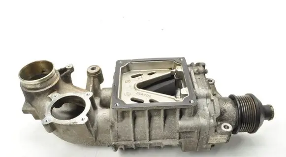 Mercedes-Benz C W204 Air conditioning (A/C) compressor (pump) A2710902780