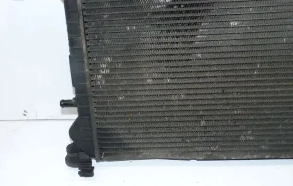 Ford Focus Coolant radiator 98AW8K160DE