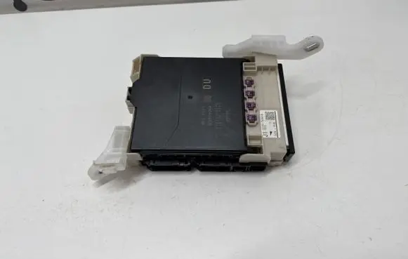 Lexus UX Central body control module 8273076040 8922176290