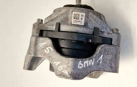 BMW 1 F20 F21 Engine mount bracket 685940801 291015