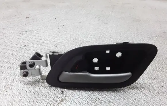 Honda FR-V Rear door interior handle