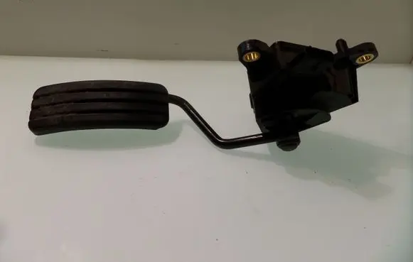 Renault Scenic II - Grand scenic II Accelerator throttle pedal 8200159647 2944A 01308