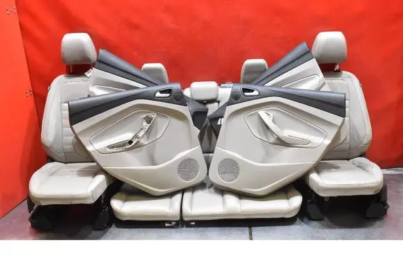 Ford Grand C-MAX Seat set 
