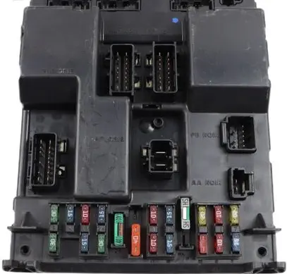 Citroen C5 Fuse module 9651197580 9651196880