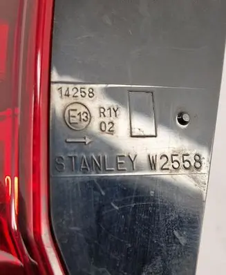 Mitsubishi Outlander Tailgate rear/tail lights 