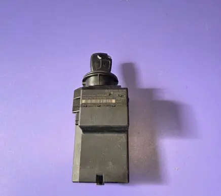Mercedes-Benz Vito Viano W639 Ignition lock 6395450508 33002303 791606182