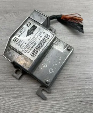 Opel Meriva A Airbag control unit/module 13158712 ZJT0093956D 327963935