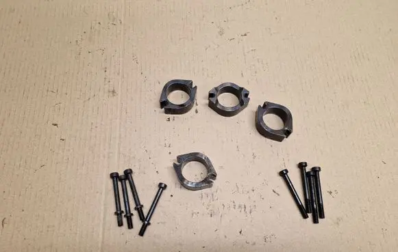 Subaru Outback Fuel Injector clamp holder