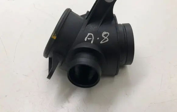 Audi A8 S8 D4 4H Turbo air intake inlet pipe/hose 059129955P ETD4464531