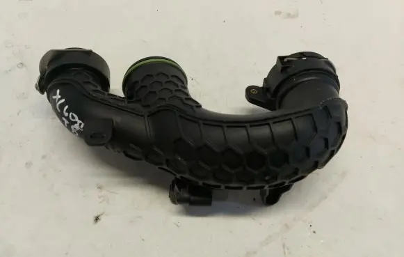 Volvo XC60 Air intake duct part 32222128