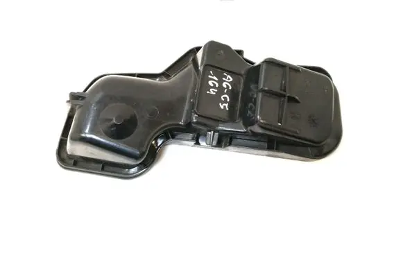 Audi A6 S6 C5 4B Headlight/headlamp dust cover 15381400