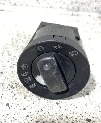 Audi A4 S4 B7 8E 8H Light switch 8E0941531A