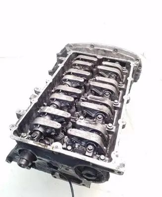 Ford Mondeo Mk III Engine head 2S706K537AA XS7Q6B292AE