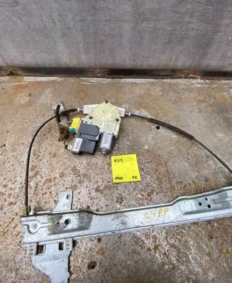 Citroen C4 I Front door window regulator motor 9681576780