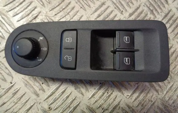 Seat Mii Electric window control switch 1S0867255G 1S0959565