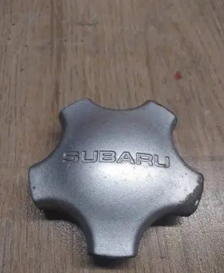 Subaru Legacy Original wheel cap 28811AC020